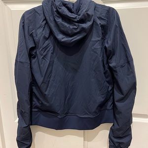 Lululemon jacket size 8